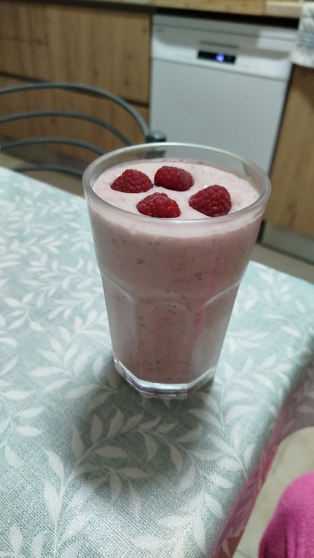 Lanche — smoothie de framboesa
