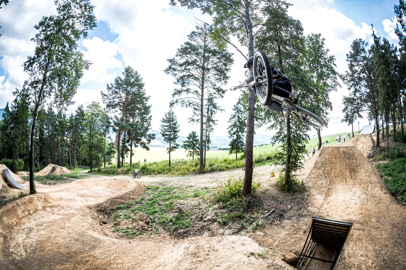 Akčný záber – Dirt Madness Trailpark Žehra