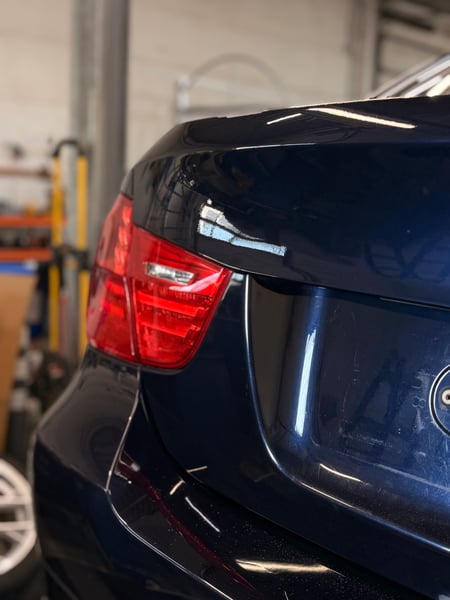 BMW waterstraal wassen – BEDA Garage