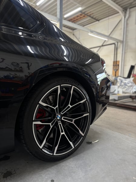 BMW M2 achterlicht detail – BEDA Garage