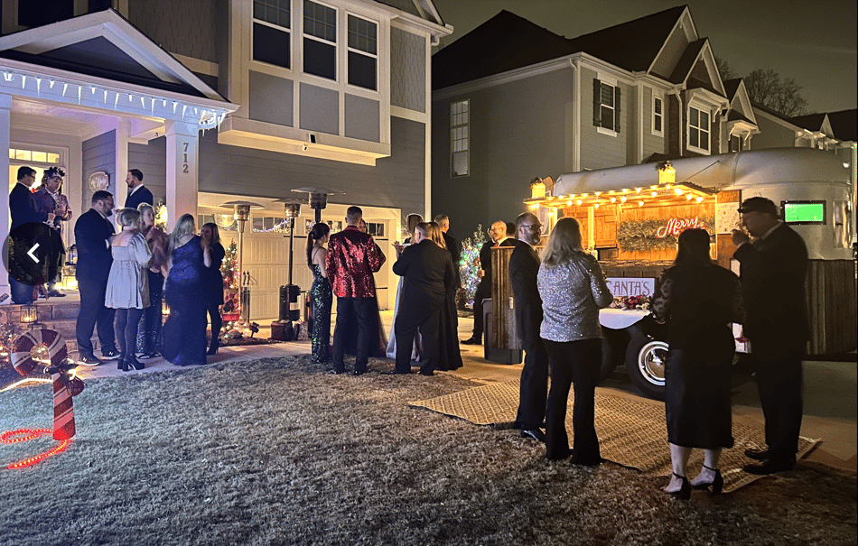 How to Book a Mobile Bar for Your Corporate Holiday Party in the Triangle