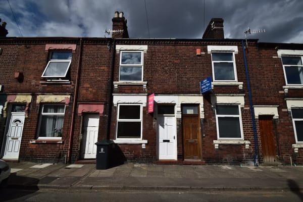 The Pros and Cons of Different Types of Student Accommodation in Stoke-on-Trent