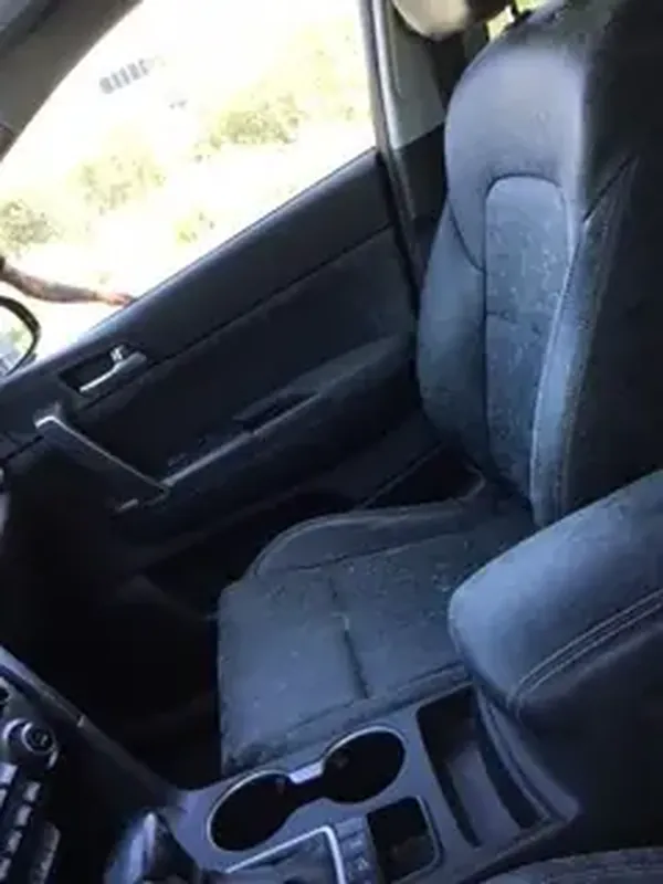 Kia Sportage front seat mold removal, before