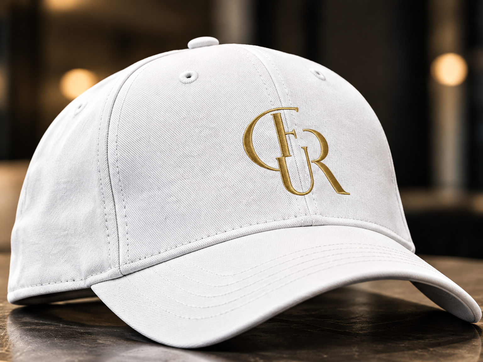 Cappellino bianco