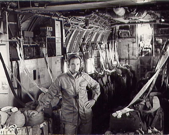 Spycraft 101 Podcast #13 - Smokejumper, Air America veteran and author Lee Gossett discussing his career.