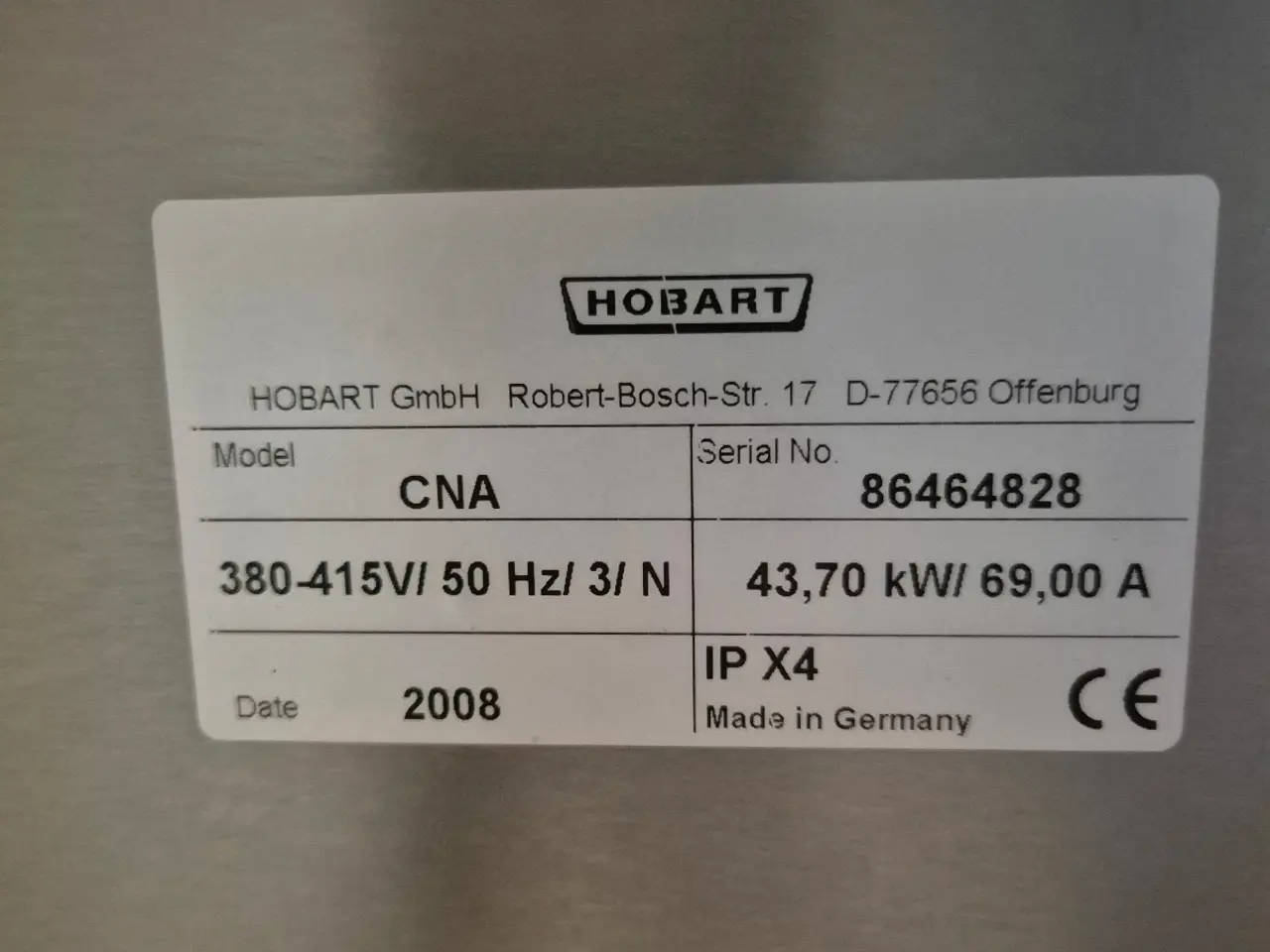 Hobart CN-A tunnel dishwasher image 2