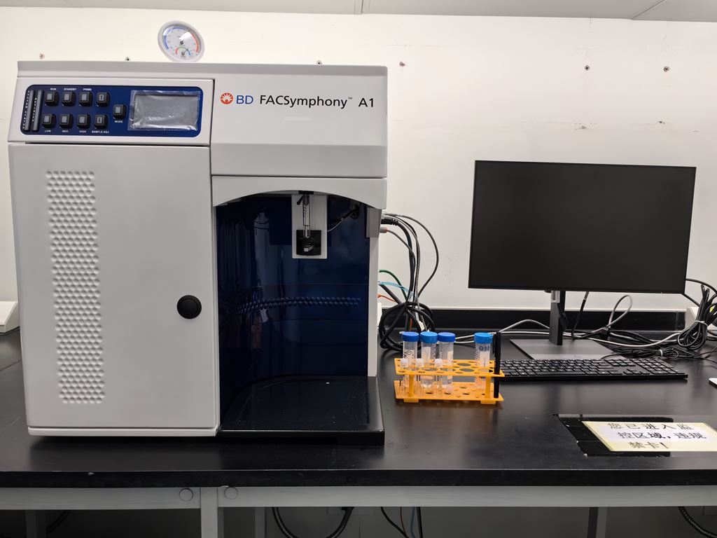 BD FACSymphony A1 Cell Analyzer image 2