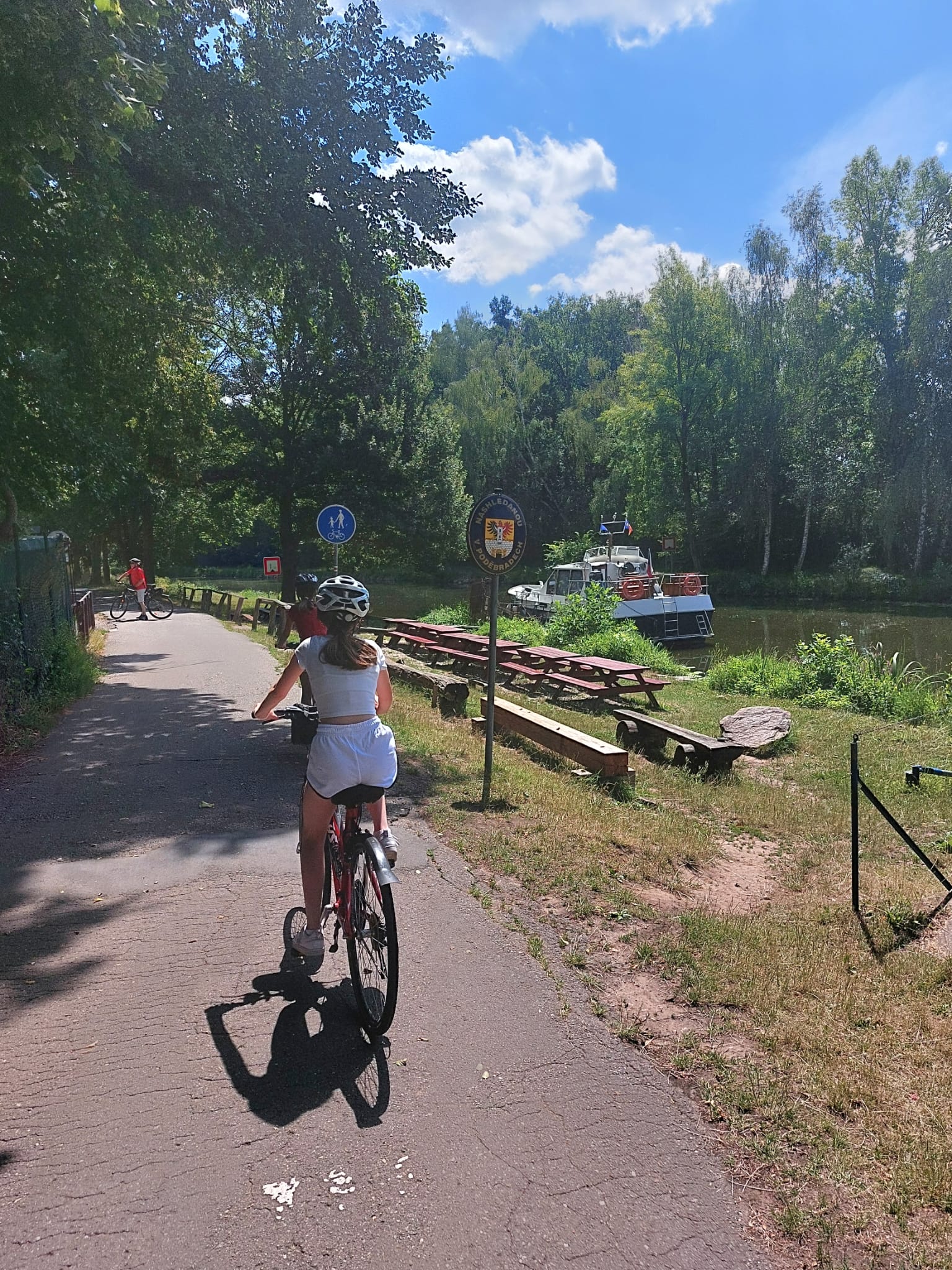 Cyklostezka podél Labe u soutoku s Cidlinou