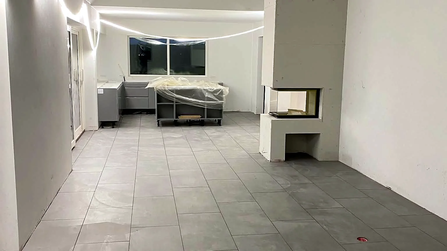 Murerarbejde under renovering af et rum