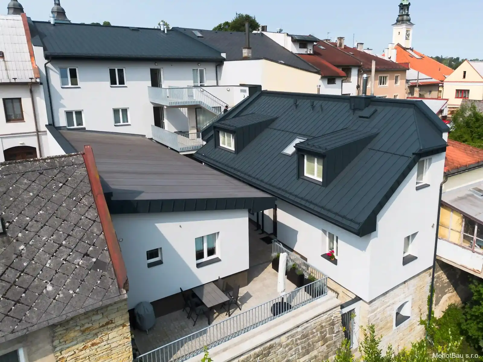 Nástavba a stavební úpravy stávajícího domu
