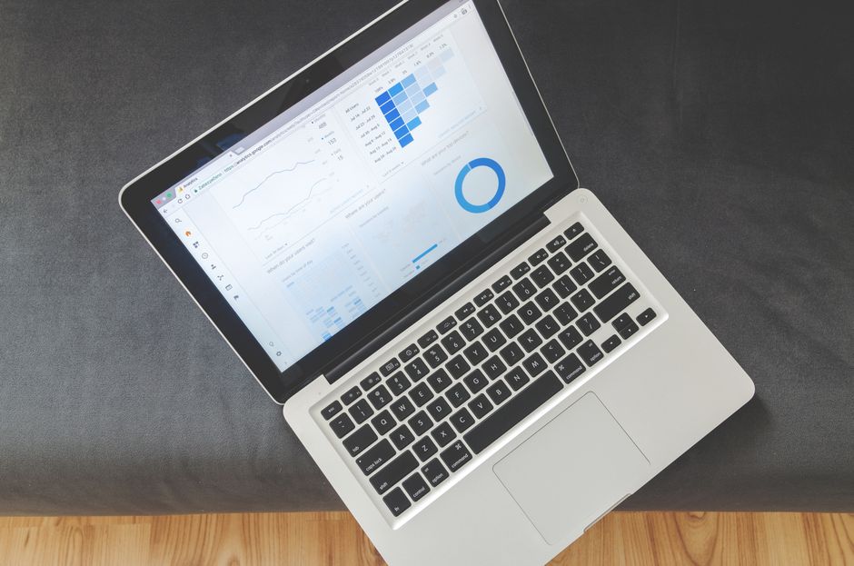 How to Measure Marketing ROI: A CMO's Guide to Data-Driven Decisions