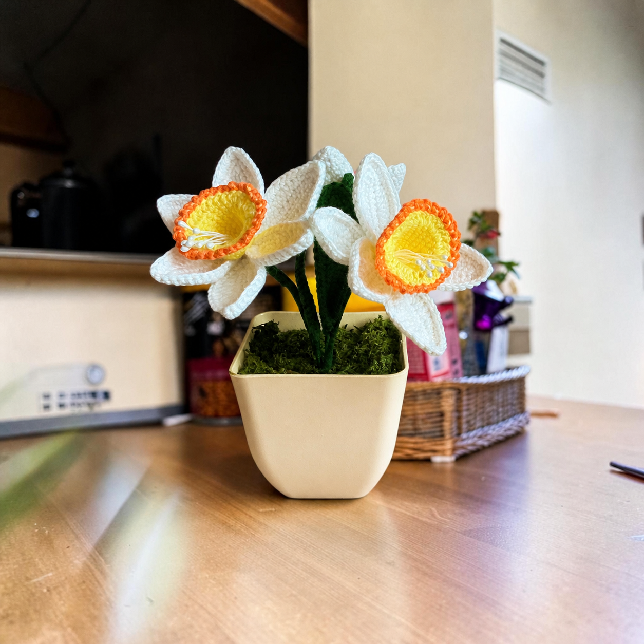 Handmade Crochet Daffodils in Pot — Everlasting Artificial Flowers