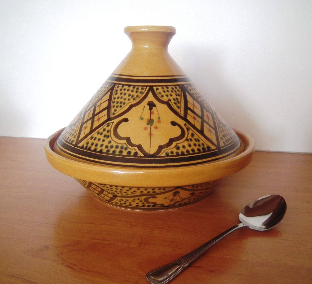 Tajine · lieu de prise de vue non précisé