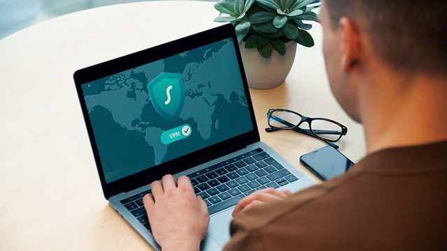 How to foster effective collaboration with translation providers?