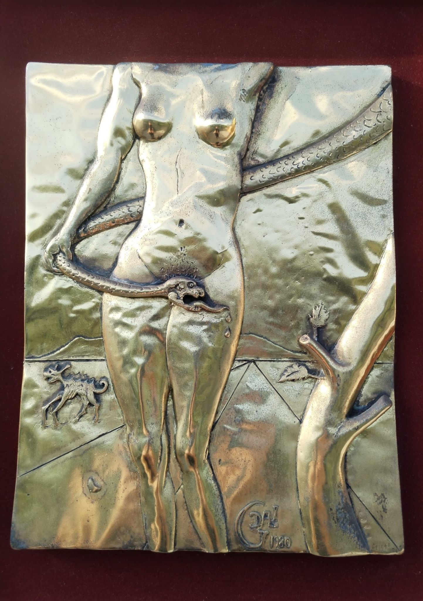 Eva (z cyklu Genesis) — Galvanicky zlacený stříbrný basreliéf, 1980