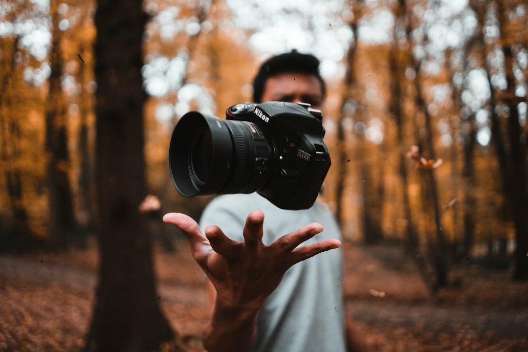 Formation en ligne photo & vidéo — Filmer et monter les vidéos de son atelier