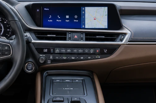 Lexus Enform 2.0 – ilustrační interiér