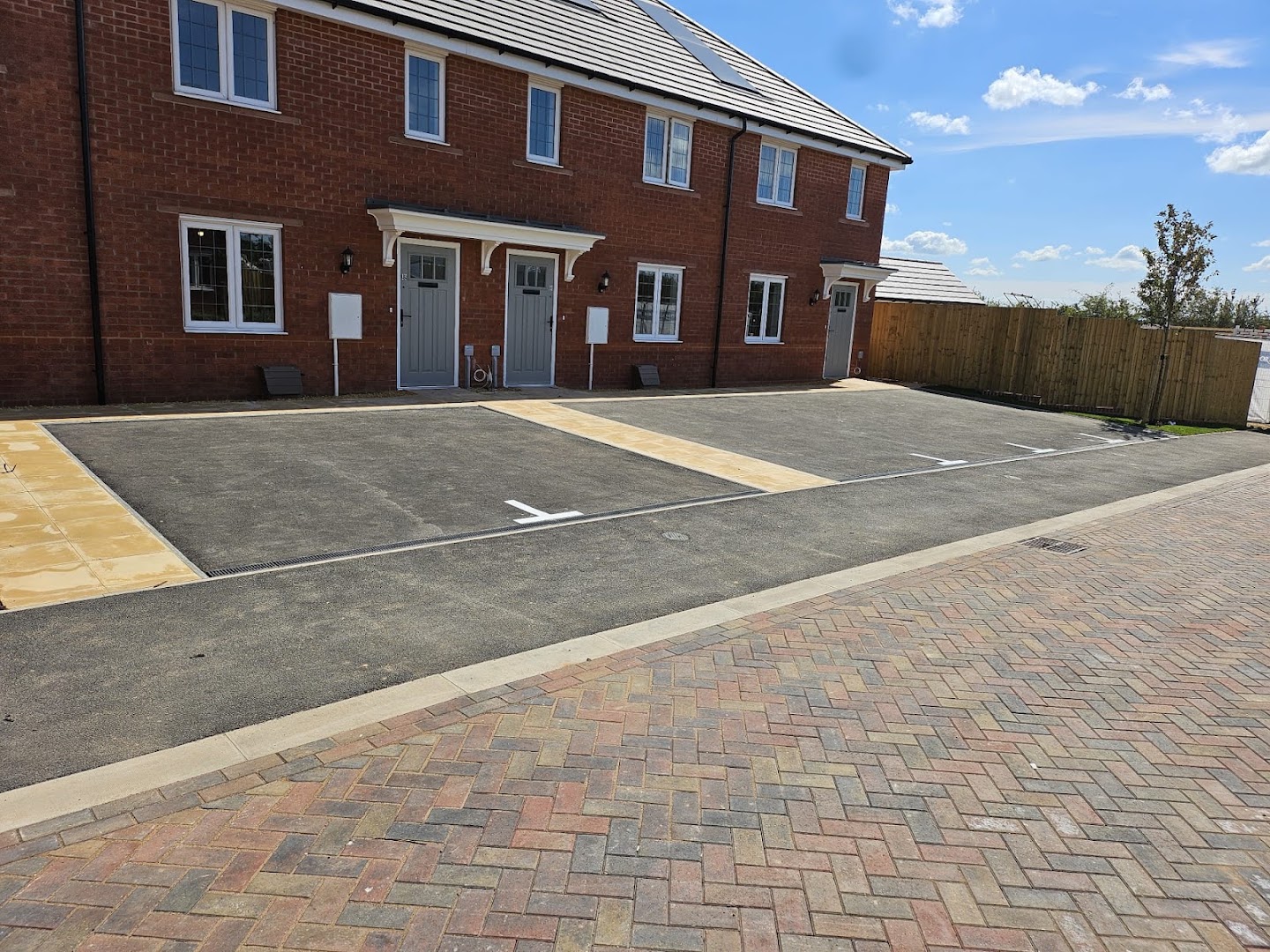 parking bays, new homes, dunchurch