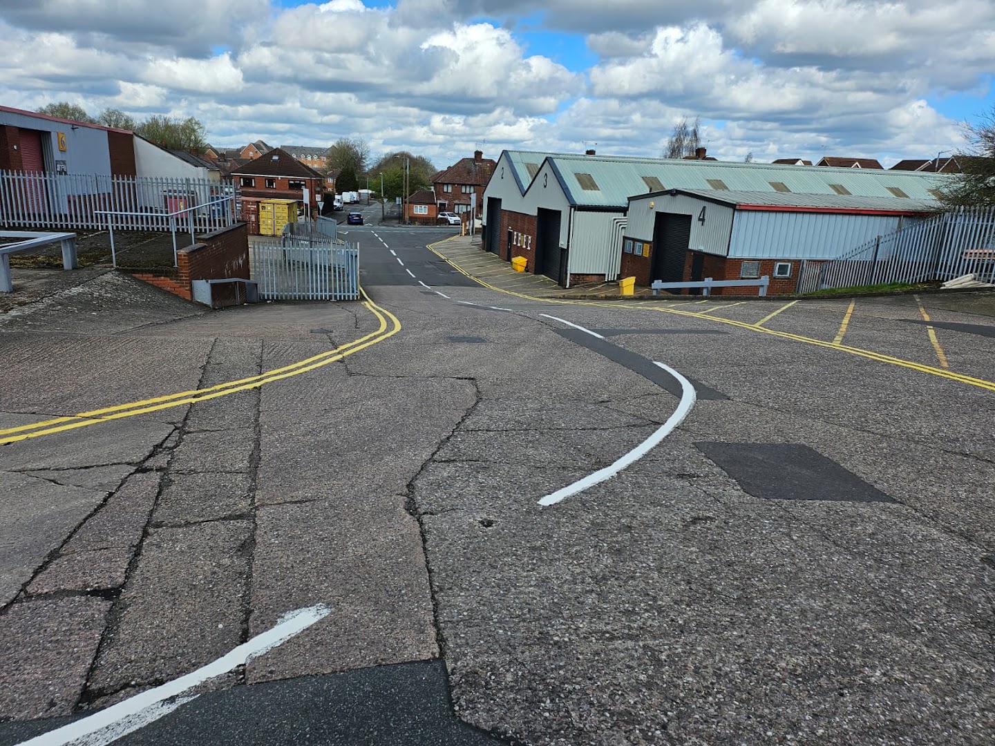 industrial estate, center line, hatching, double yellows, west bromwich