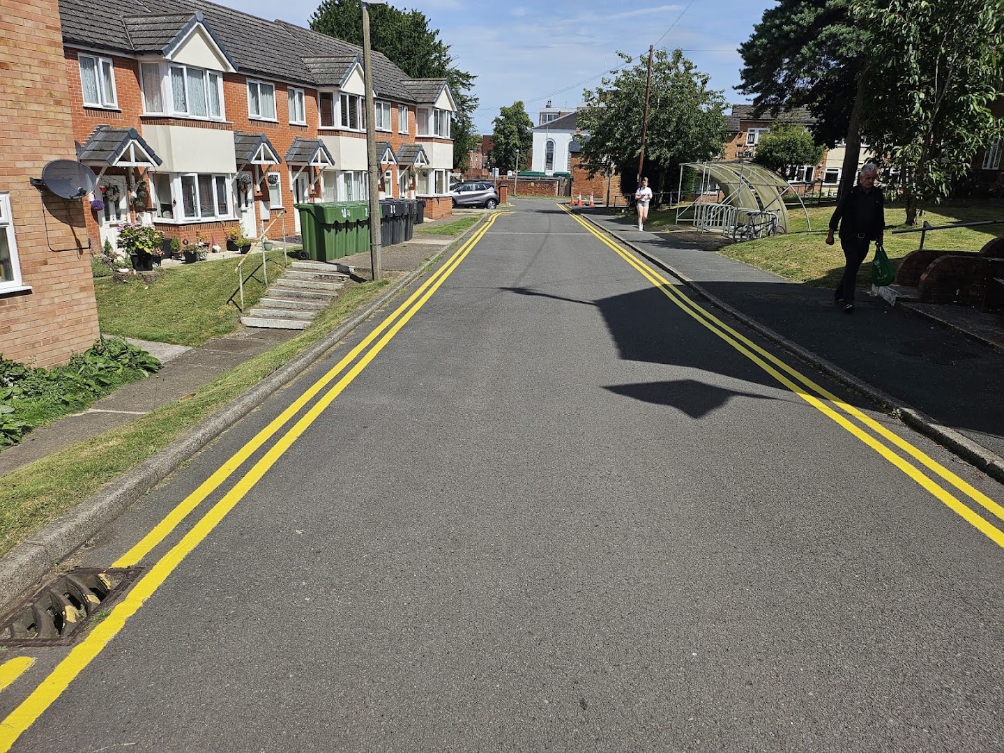 single track road, housing estate, bromsgrove