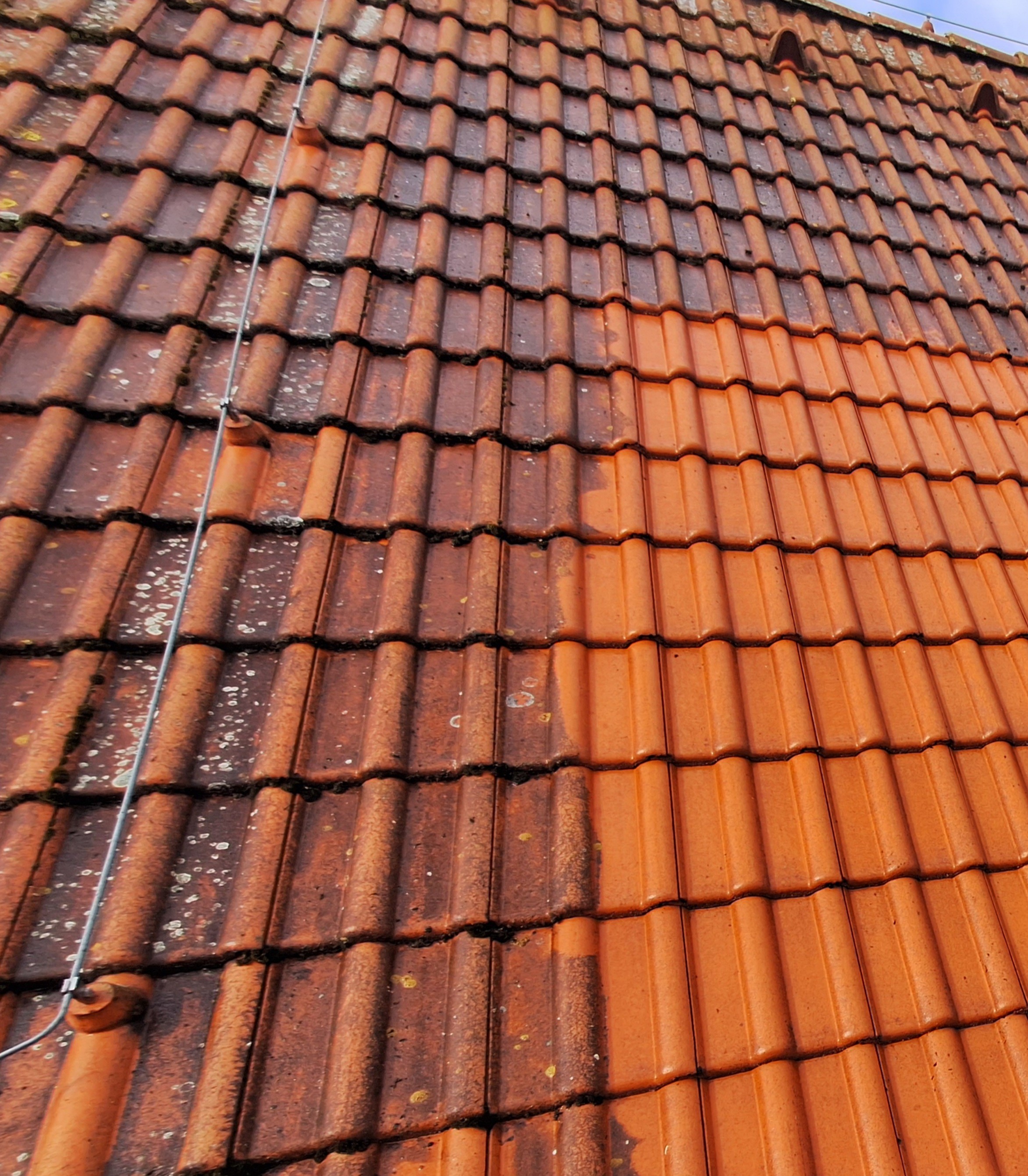 Kompletní čištění a impregnace střechy