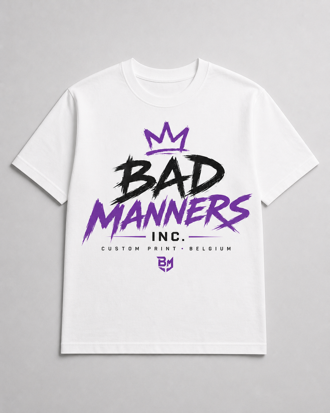 Monochrome Crown Tee in White, beschikbaar in unisexfit