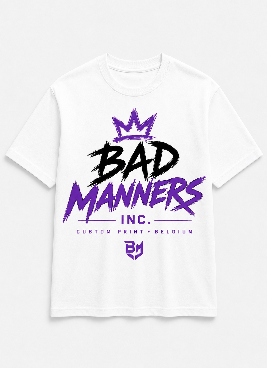 Crown Script Tee in White, beschikbaar in unisexfit
